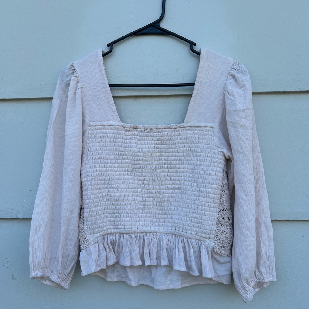 Elegant Cream Crochet Women's Top - Picture 8 of 8